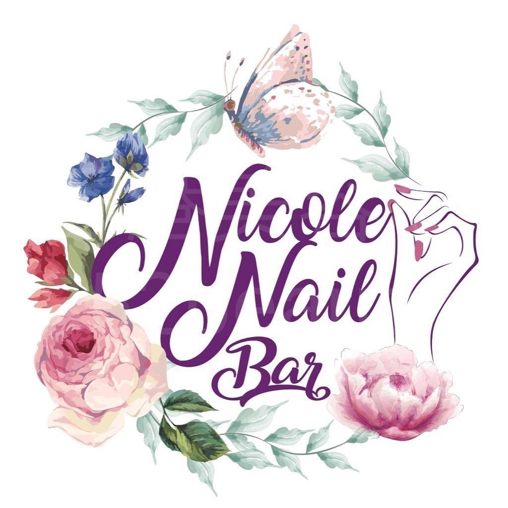 修眉/眼睫毛: Nicole Nail Bar