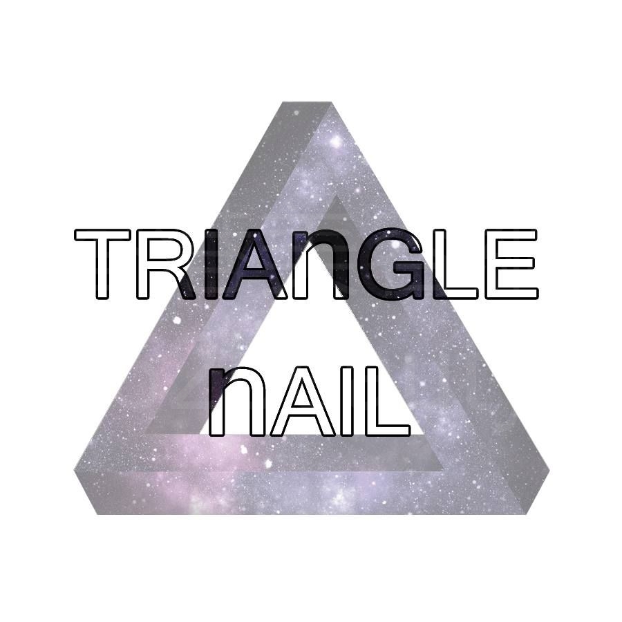 美甲: Triangle Nail