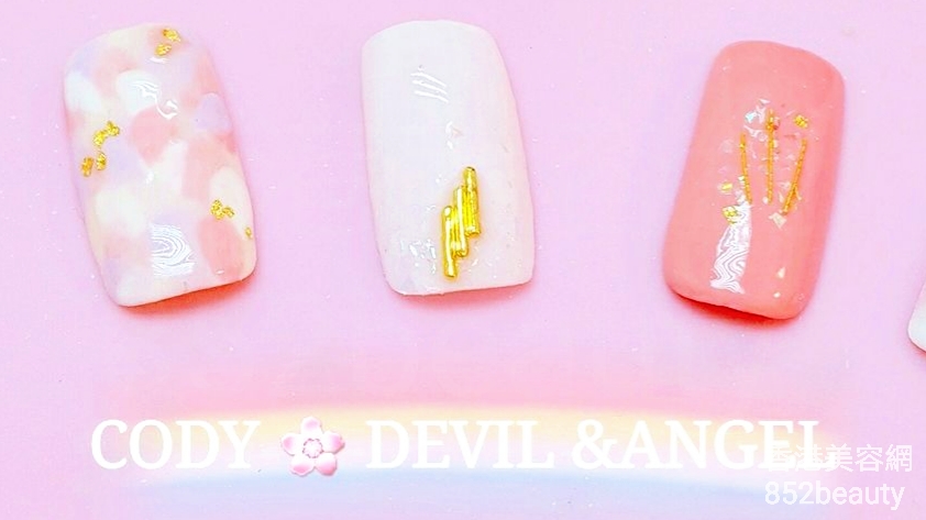 Manicure: CODY Devil & Angel NAIL