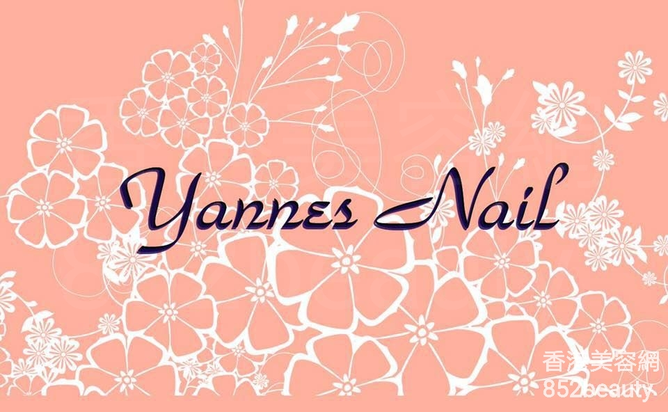 Manicure: Yannes Nail